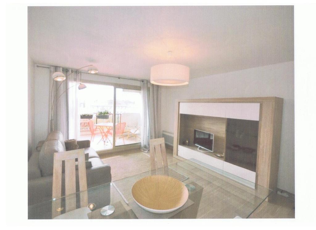 ホテル ブリメーラ カンヌ 部屋 写真
